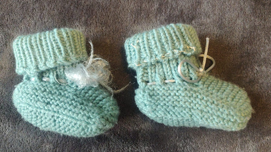 Vauvojen vaaleanvihreät tossut